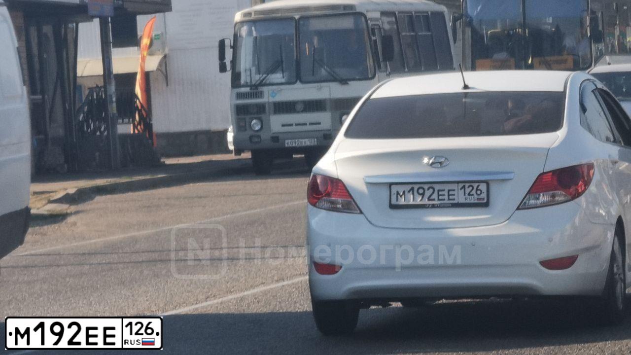 Фото автомобиля HYUNDAI SOLARIS, 2014 — госномер М192ЕЕ126. Цвет: Белый