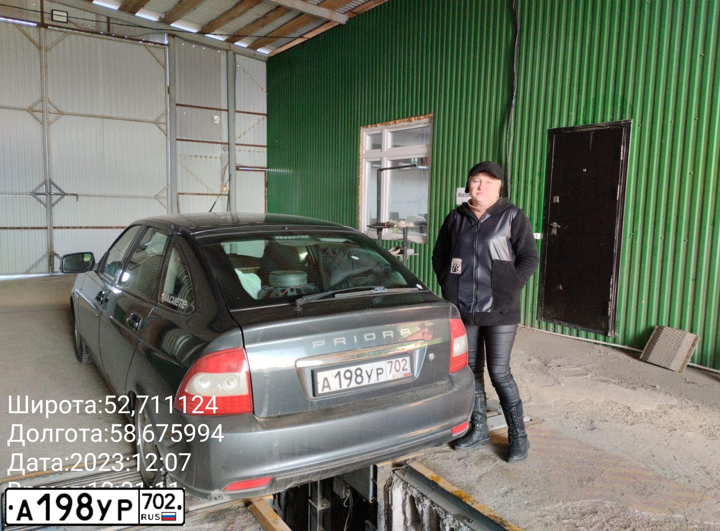 Фото автомобиля LADA 2172 PRIORA, 2012 — госномер А198УР702. Цвет: Серо-Синий