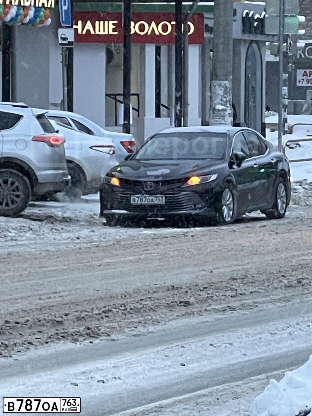 Фото автомобиля TOYOTA CAMRY, 2020 — госномер В787ОА763. Цвет: ЧЕРНЫЙ