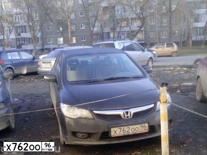 Фото автомобиля HONDA CIVIC, 2009 — госномер Х762ОО96. Цвет: ЧЕРНЫЙ