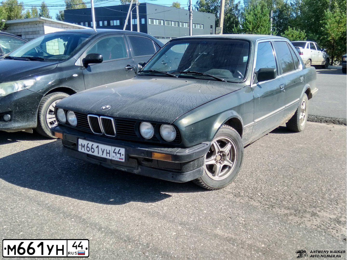 Фото автомобиля BMW SERIE 3, 1987 — госномер Р144ВТ797. Цвет: ЗЕЛЕННЫЙ