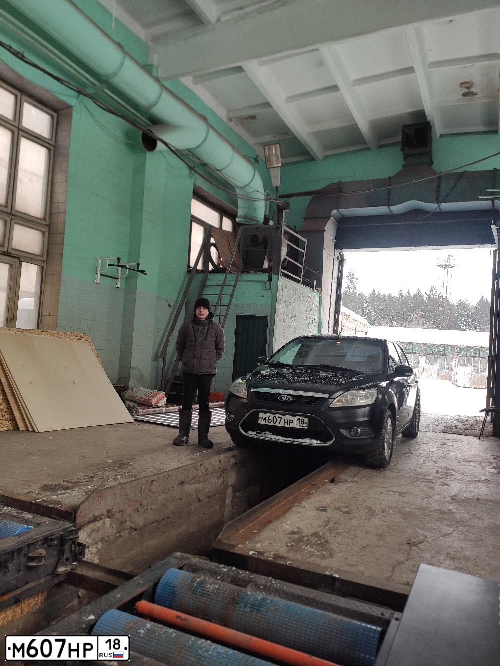 Фото автомобиля FORD FOCUS, 2008 — госномер М607НР18