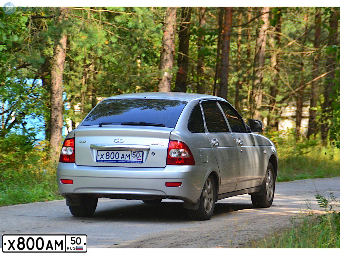Фото автомобиля VAZ ВАЗ 21213, 1994 — госномер Х800АМ50. Цвет: БЕЛЫЙ
