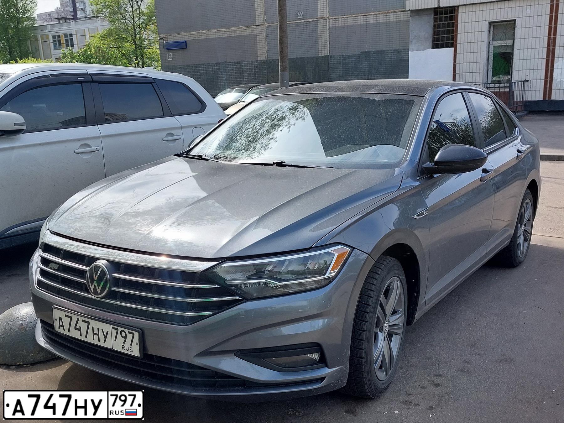 Фото автомобиля VOLKSWAGEN JETTA, 2019 — госномер А747НУ797. Цвет: СЕРЫЙ