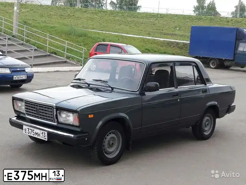 Фото автомобиля LADA 2107, 2010 — госномер Е375МН13. Цвет: СЕРО-СИНЕ-ЗЕЛЕНЫЙ