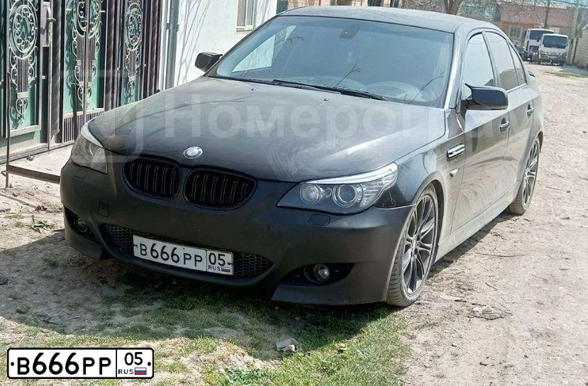 Фото автомобиля LADA 2170 PRIORA, 2012 — госномер О999АЕ05. Цвет: БЕЛЫЙ