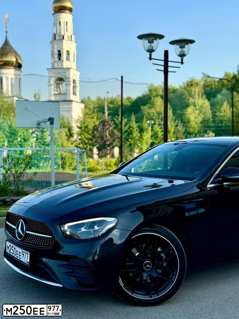 Фото автомобиля MERCEDES E-KLASSE, 2020 — госномер М250ЕЕ977