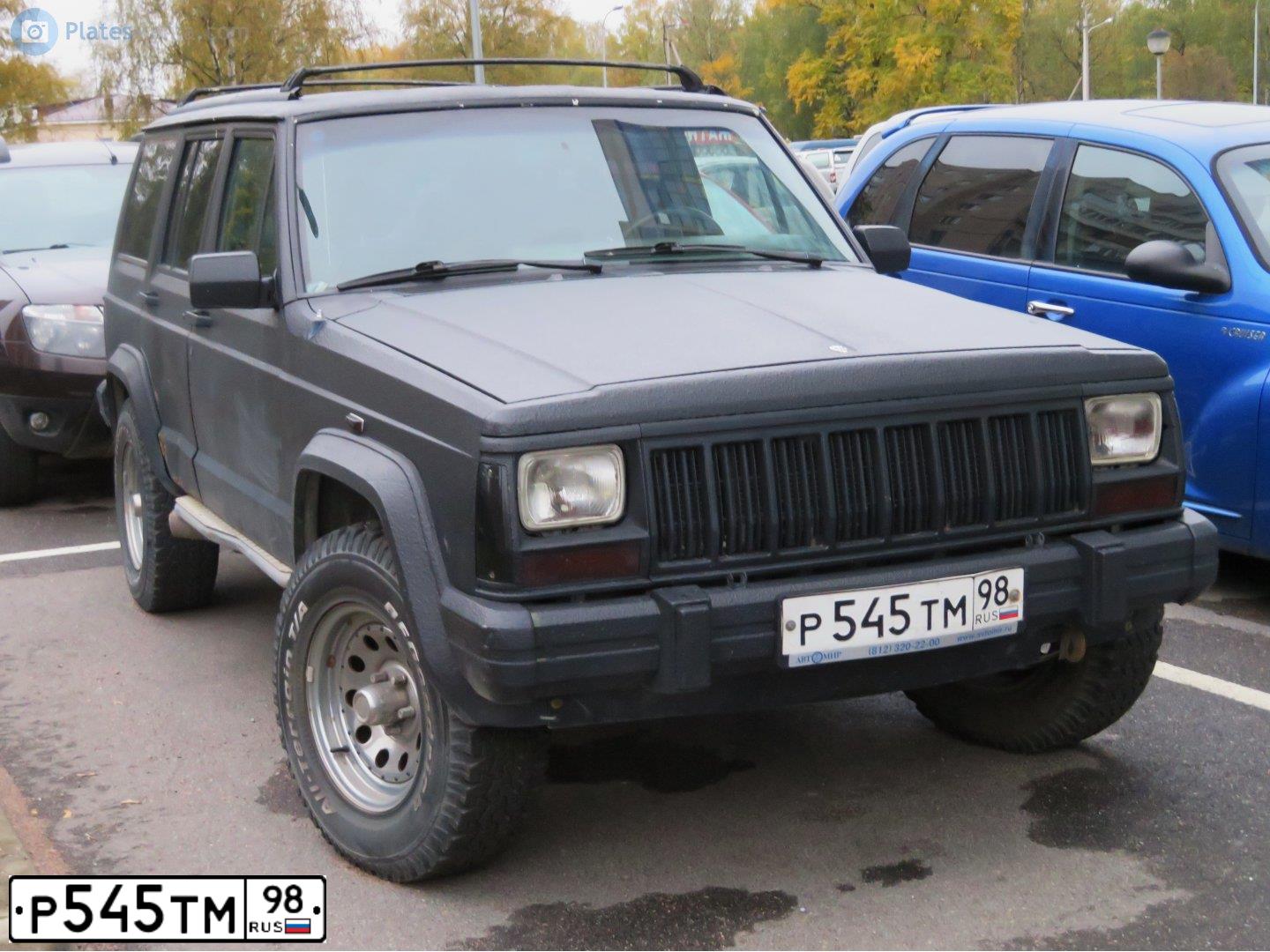 Фото автомобиля JEEP CHEROKEE, 1986 — госномер К214ВУ147. Цвет: ЧЕРНЫЙ