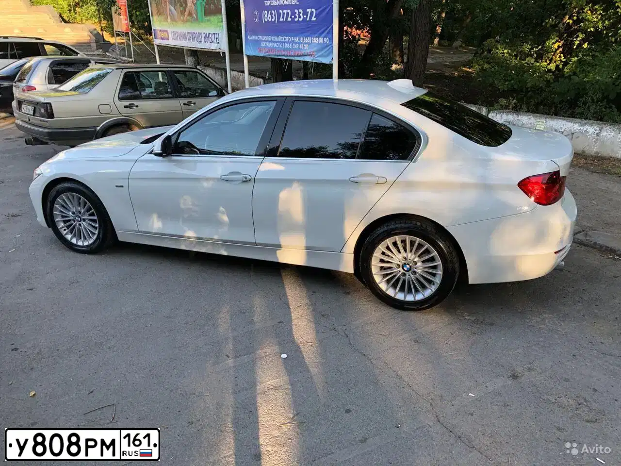 Фото автомобиля BMW SERIE 3, 2012 — госномер Н398КС761. Цвет: Белый