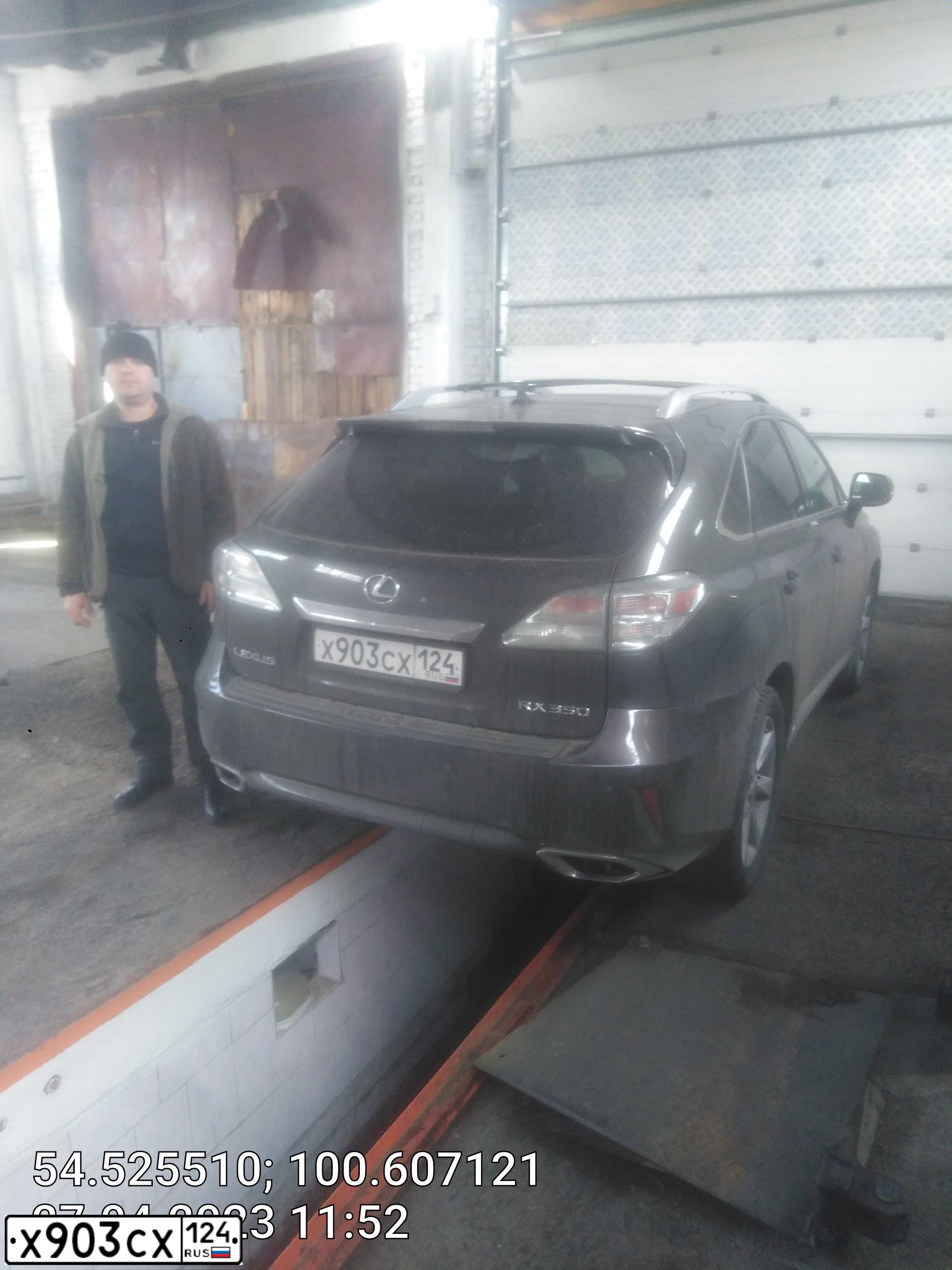Фото автомобиля LEXUS RX, 2009 — госномер К625КМ138. Цвет: ЧЕРНЫЙ