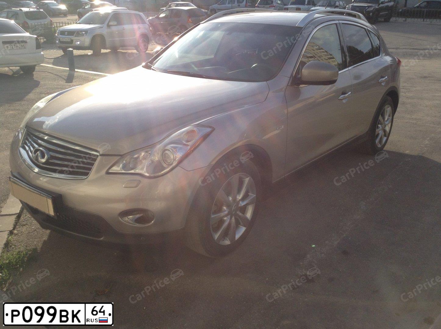 Фото автомобиля INFINITI QX50 /EX/, 2008 — госномер Р099ВК64. Цвет: БЕЖЕВЫЙ