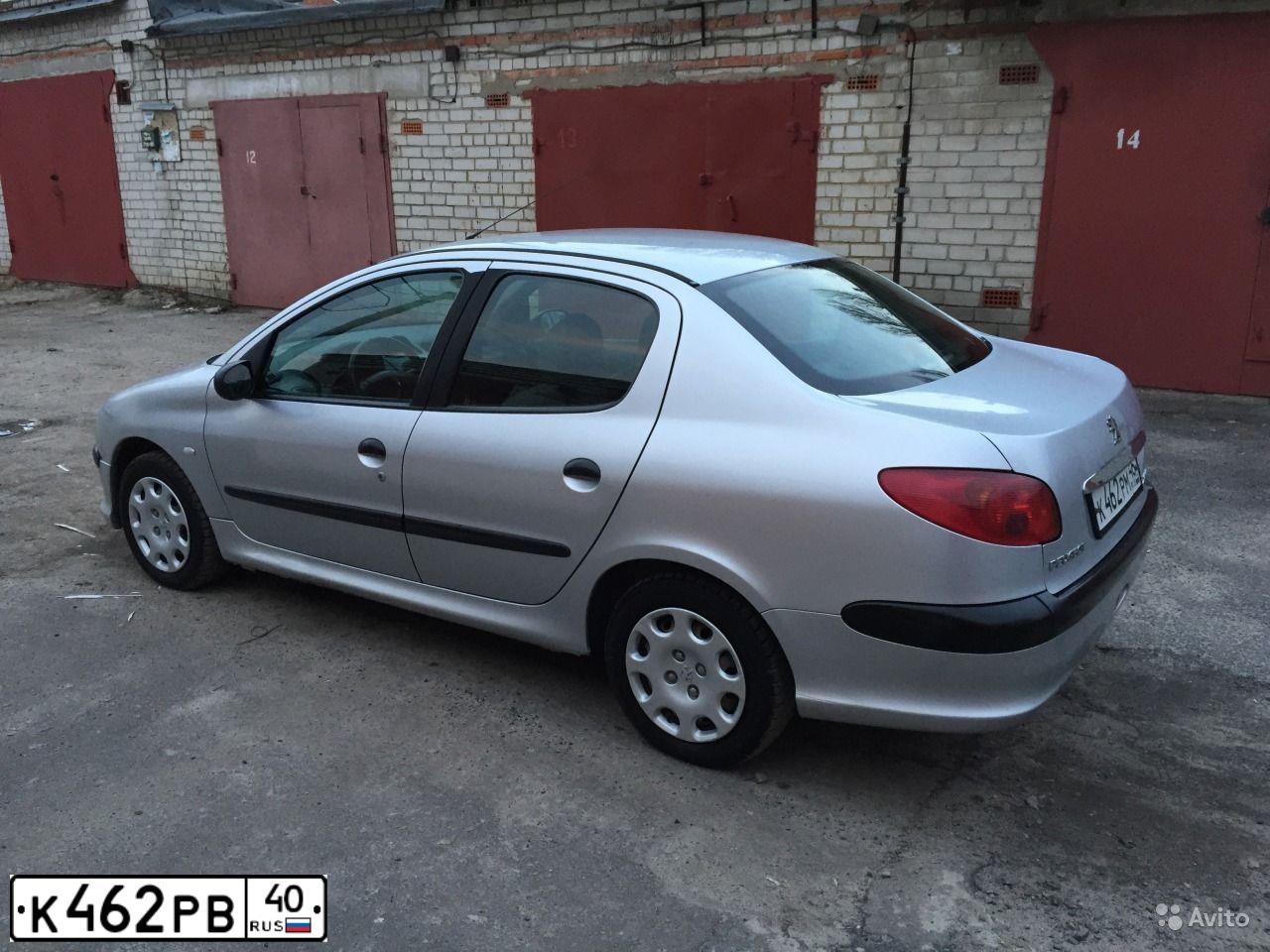 Фото автомобиля VOLKSWAGEN JETTA, 2003 — госномер Р181АТ40. Цвет: ЧЕРНЫЙ