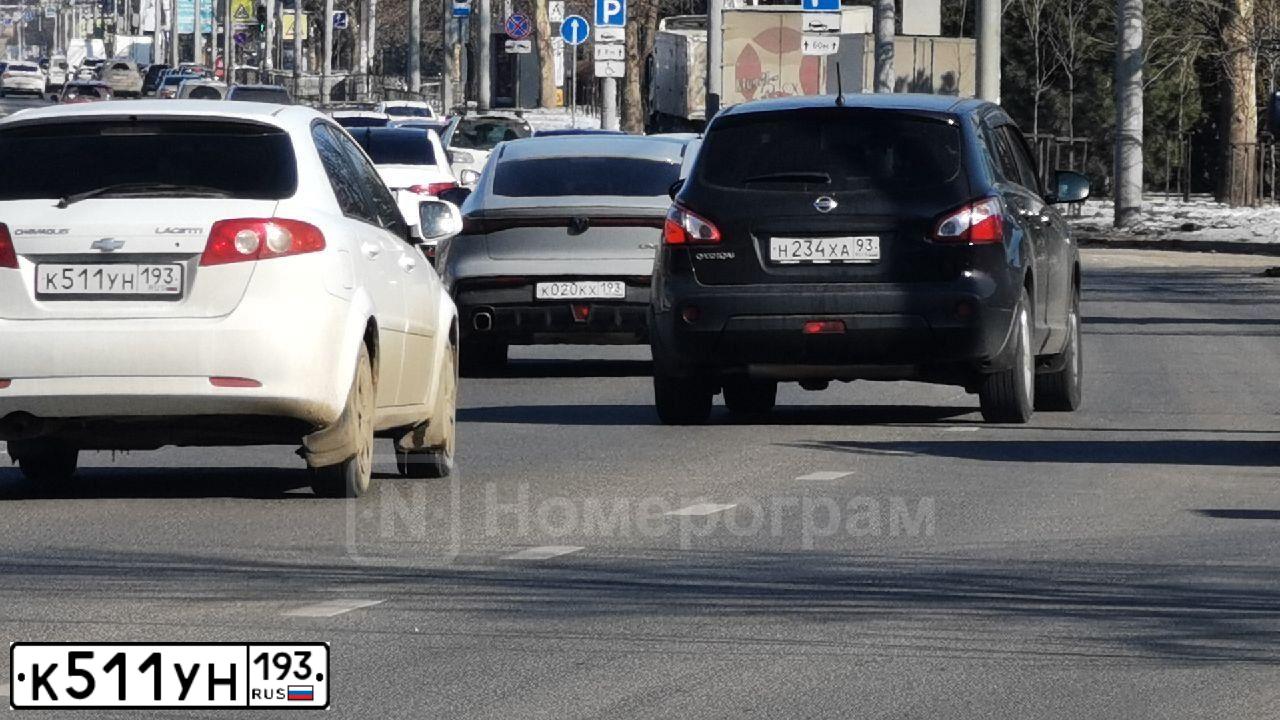 Фото автомобиля CHEVROLET LACETTI, 2011 — госномер К511УН193. Цвет: Белый