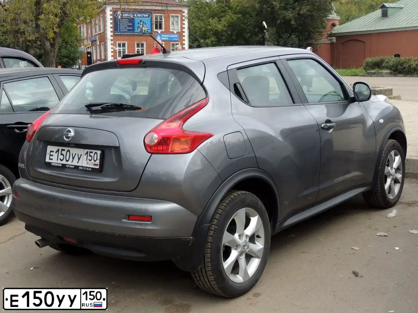 Фото автомобиля NISSAN QASHQAI, 2008 — госномер Е150УУ150. Цвет: КОРИЧНЕВЫЙ СВЕТЛЫЙ