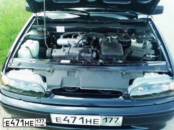 Фото автомобиля LADA 2114 SAMARA, 2006 — госномер Е471НЕ177. Цвет: ЧЕРНЫЙ