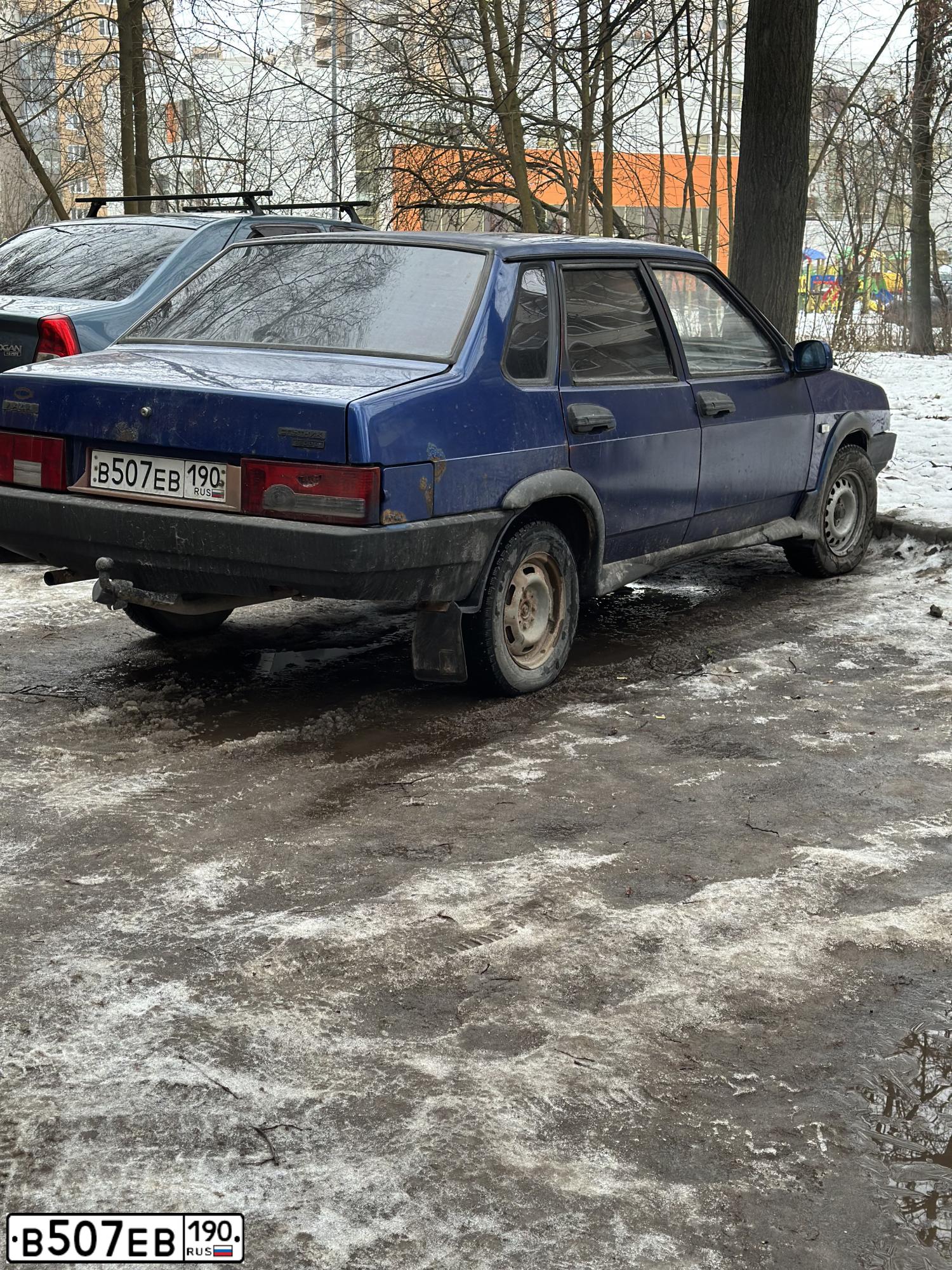 Фото автомобиля LADA 2110, 1999 — госномер В507ЕВ190