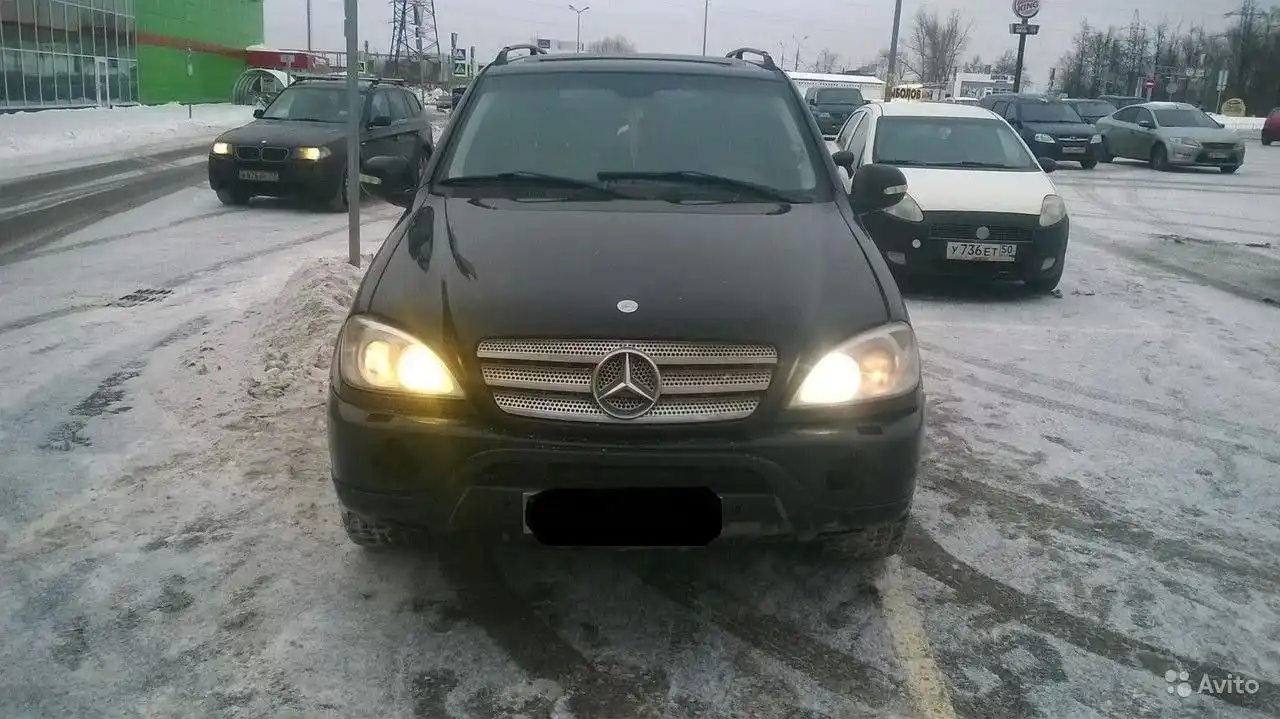 Фото автомобиля FIAT PUNTO, 2009 — госномер В080ТН190. Цвет: Белый