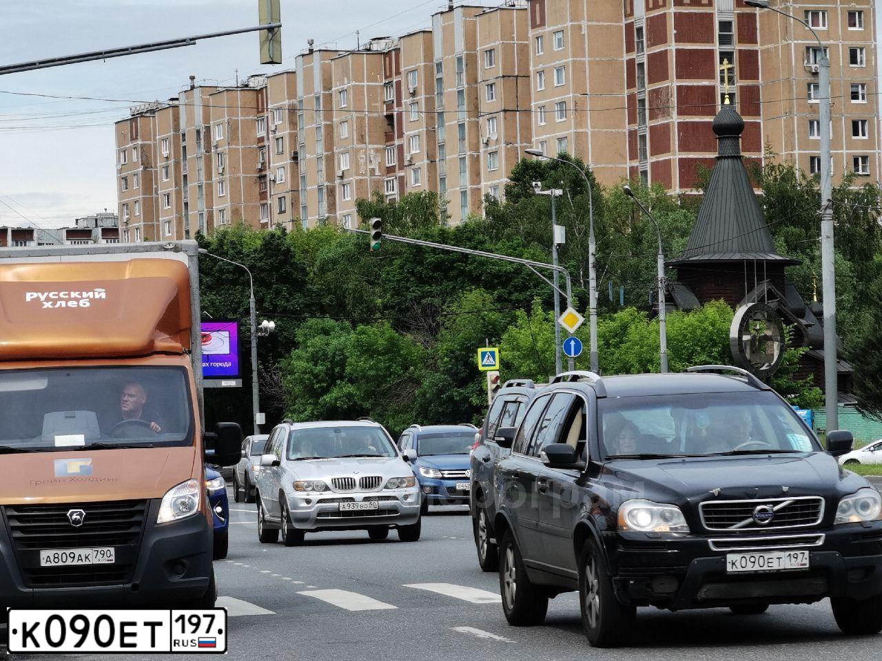 Фото автомобиля VOLVO XC90, 2010 — госномер К090ЕТ197. Цвет: ЧЕРНЫЙ