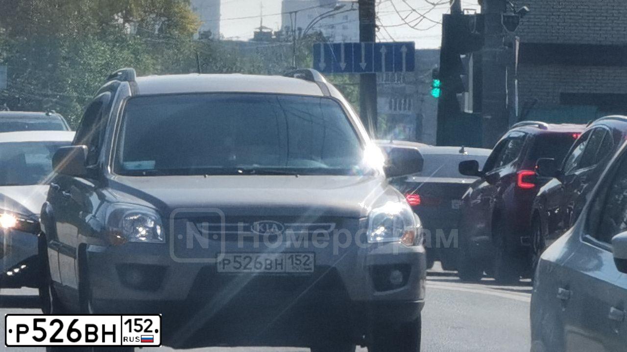 Фото автомобиля KIA SPORTAGE, 2009 — госномер Р526ВН152. Цвет: БЕЖЕВЫЙ