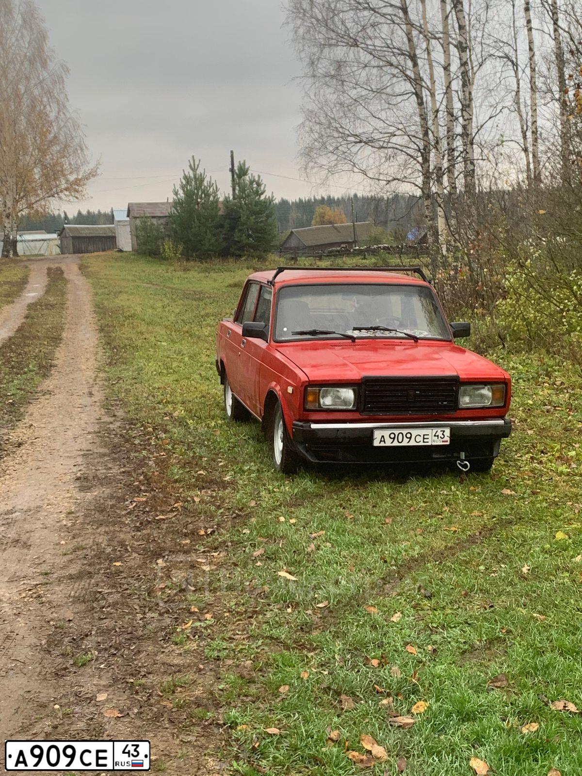 Фото автомобиля LADA 2104, 1998 — госномер А909СЕ43. Цвет: СЕРО-БЕЛЫЙ