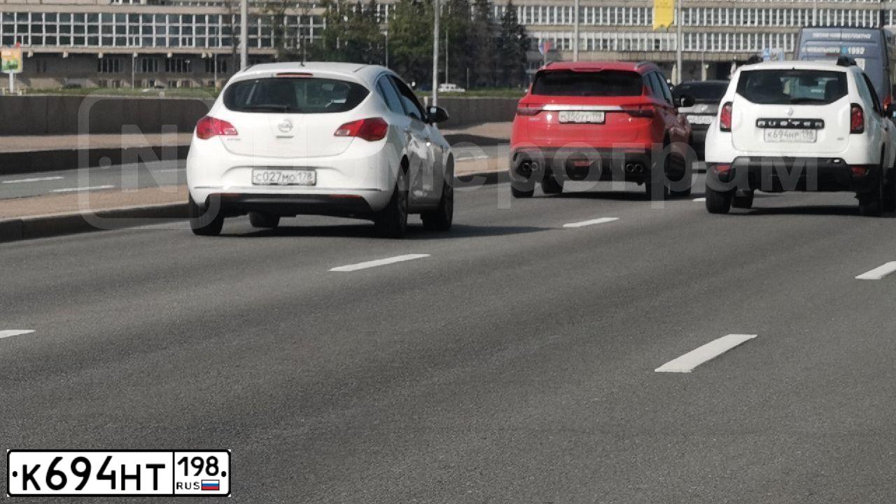 Фото автомобиля MAZDA 3, 2007. Цвет: ТЕМНО-СЕРЫЙ