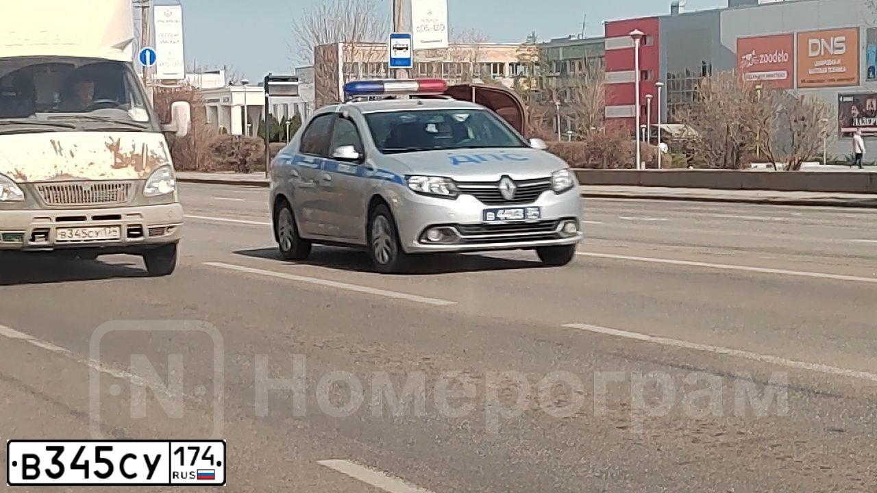Фото автомобиля LADA 2112, 2006 — госномер М644РУ702