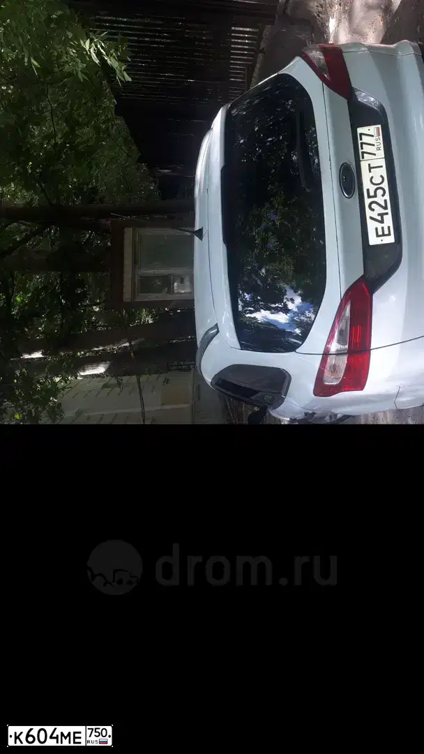 Фото автомобиля VOLKSWAGEN JETTA, 2014 — госномер К604МЕ750. Цвет: СЕРЫЙ ТЕМНЫЙ