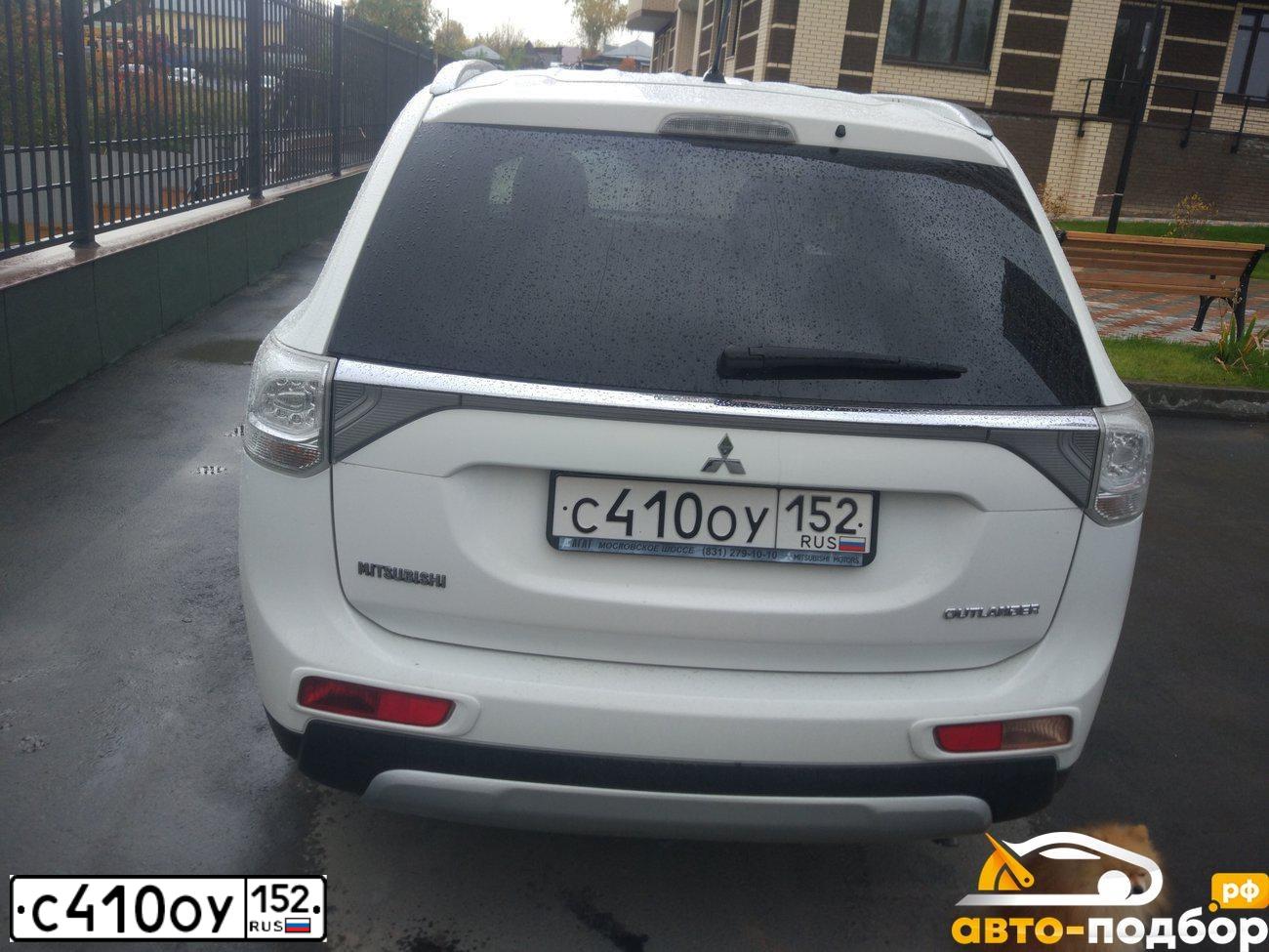 Фото автомобиля MITSUBISHI OUTLANDER, 2014 — госномер А777МВ52. Цвет: Белый