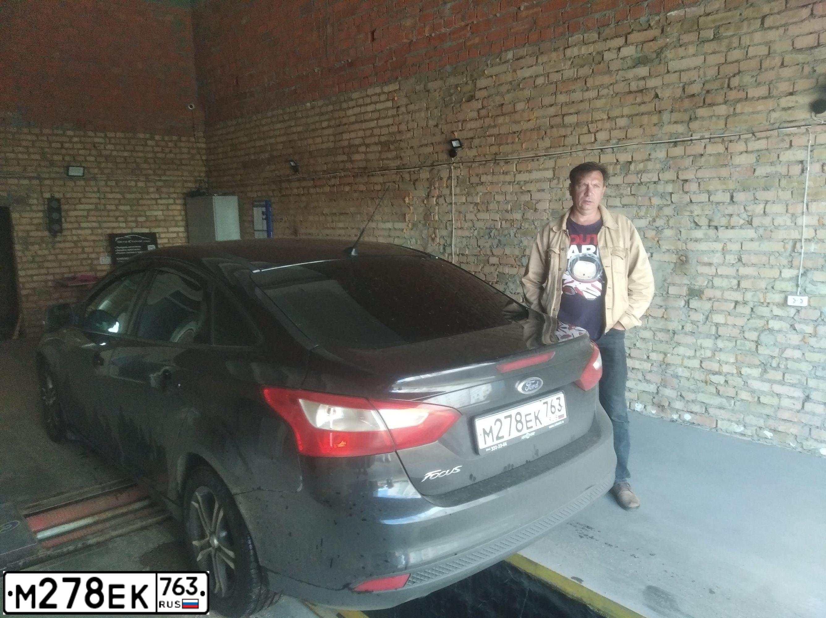 Фото автомобиля FORD FOCUS, 2012 — госномер С102СО58. Цвет: ЧЕРНЫЙ