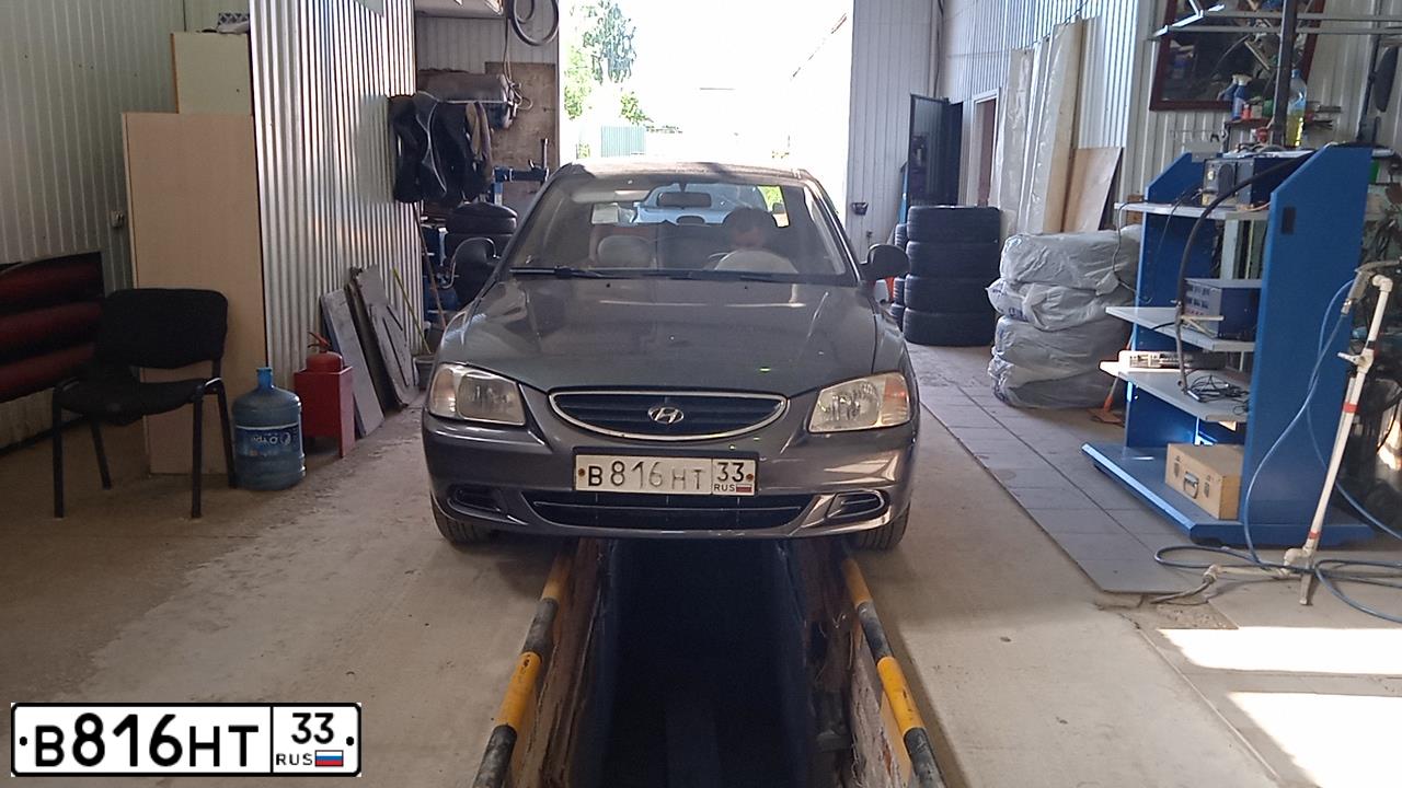Фото автомобиля TAGAZ Z ACCENT, 2008 — госномер В816НТ33. Цвет: ТЕМНО-СЕРЫЙ