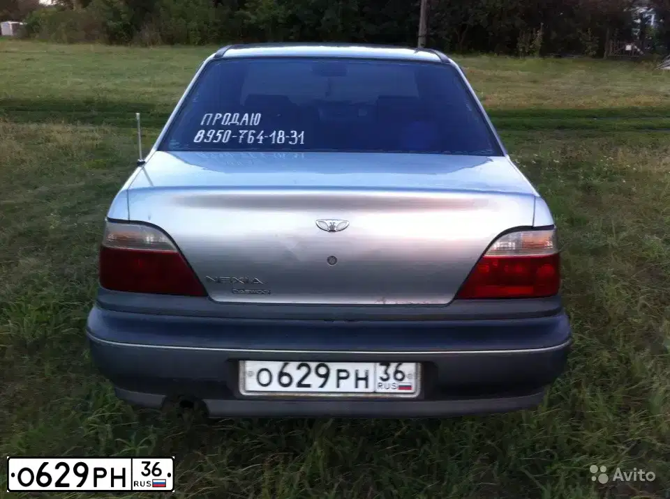 Фото автомобиля DAEWOO NEXIA, 1998 — госномер С549ЕА136. Цвет: Серебристый