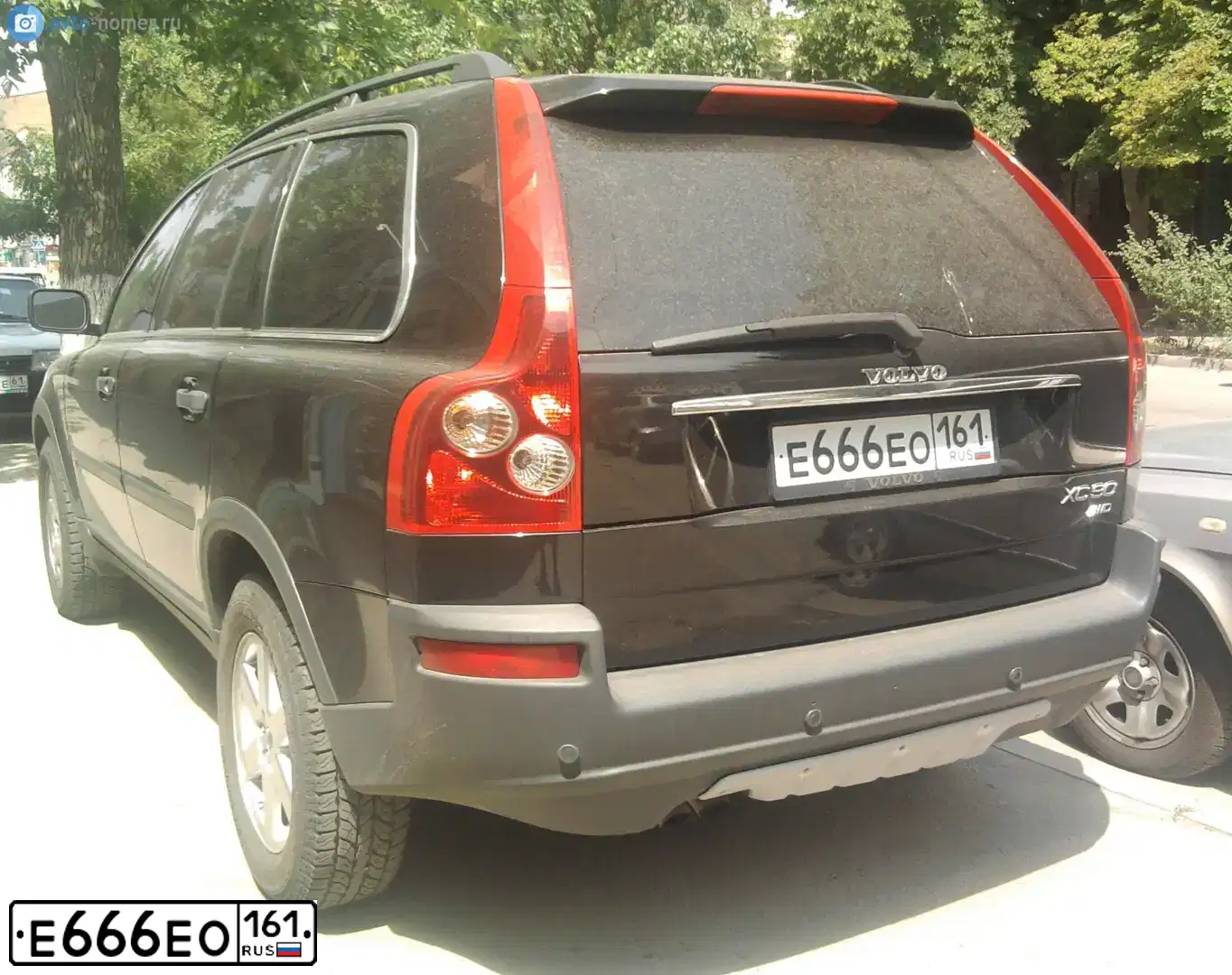 Фото автомобиля LANDROVER FREELANDER, 2007 — госномер М734ТЕ161. Цвет: ЧЕРНЫЙ