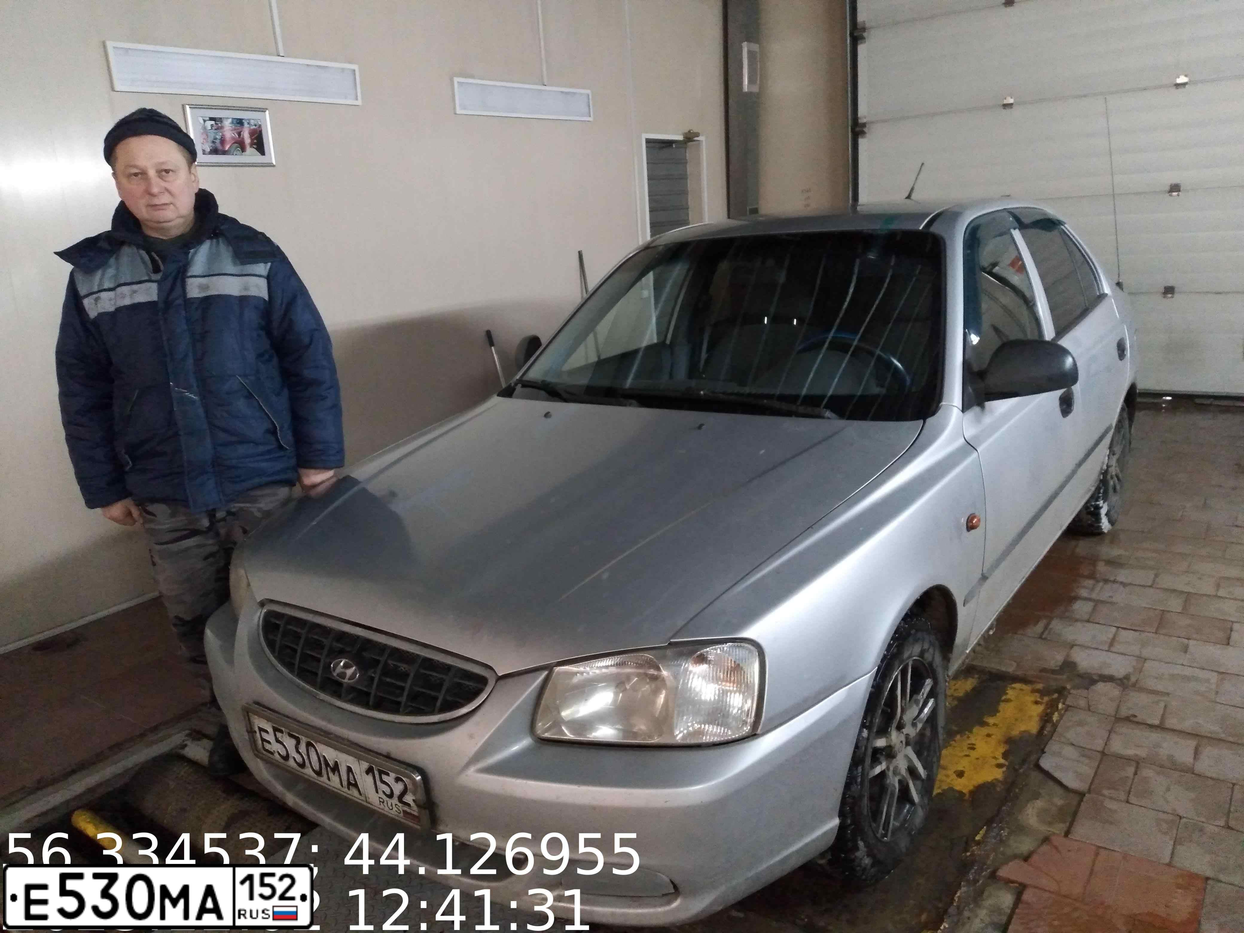 Фото автомобиля TAGAZ ACCENT, 2005 — госномер Е530МА152. Цвет: Серебристый