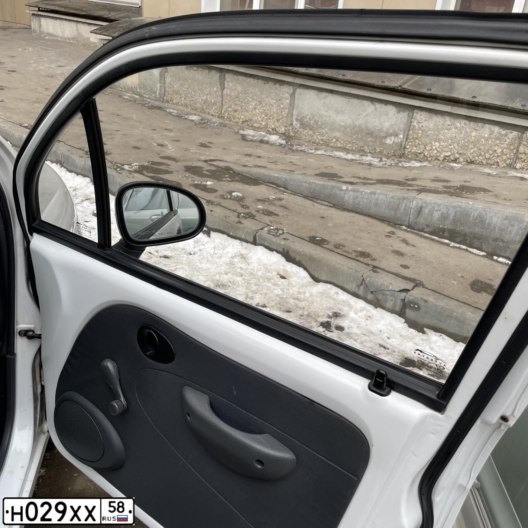Фото автомобиля DAEWOO O MATIZ, 2012 — госномер К393РК164. Цвет: БЕЛО-ДЫМЧАТЫЙ