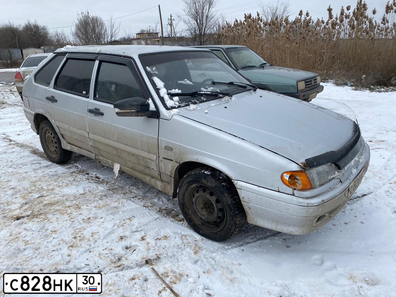 Фото автомобиля LADA 2114 SAMARA, 2007 — госномер С828НК30. Цвет: СВЕТЛО-СЕРЕБР  МЕТАЛЛ
