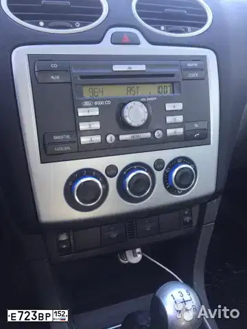 Фото автомобиля FORD FOCUS, 2006 — госномер Р407АС152. Цвет: СВЕТЛО-СЕРЫЙ
