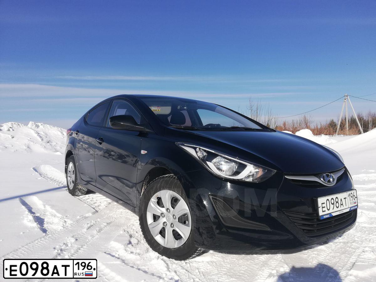 Фото автомобиля HYUNDAI ELANTRA, 2015 — госномер В304ТТ186. Цвет: ЧЕРНЫЙ
