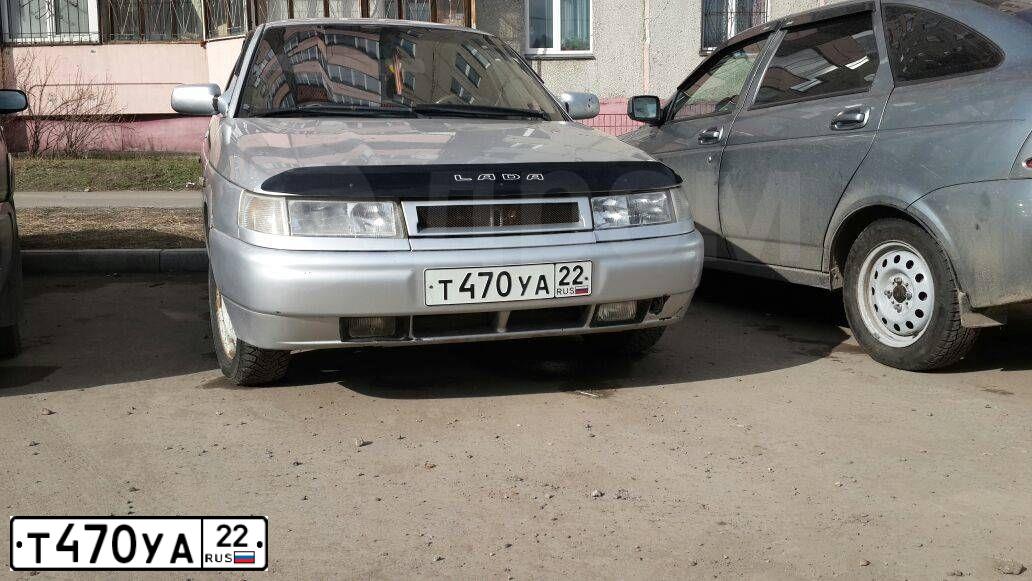 Фото автомобиля LADA 2110, 2003 — госномер М043ХВ22. Цвет: серебристый