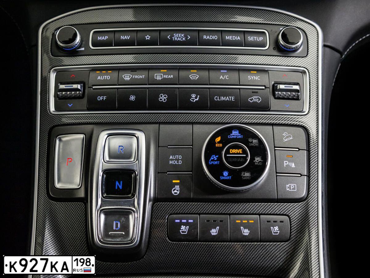 Фото автомобиля HYUNDAI SANTA FE, 2021 — госномер Т764УО193