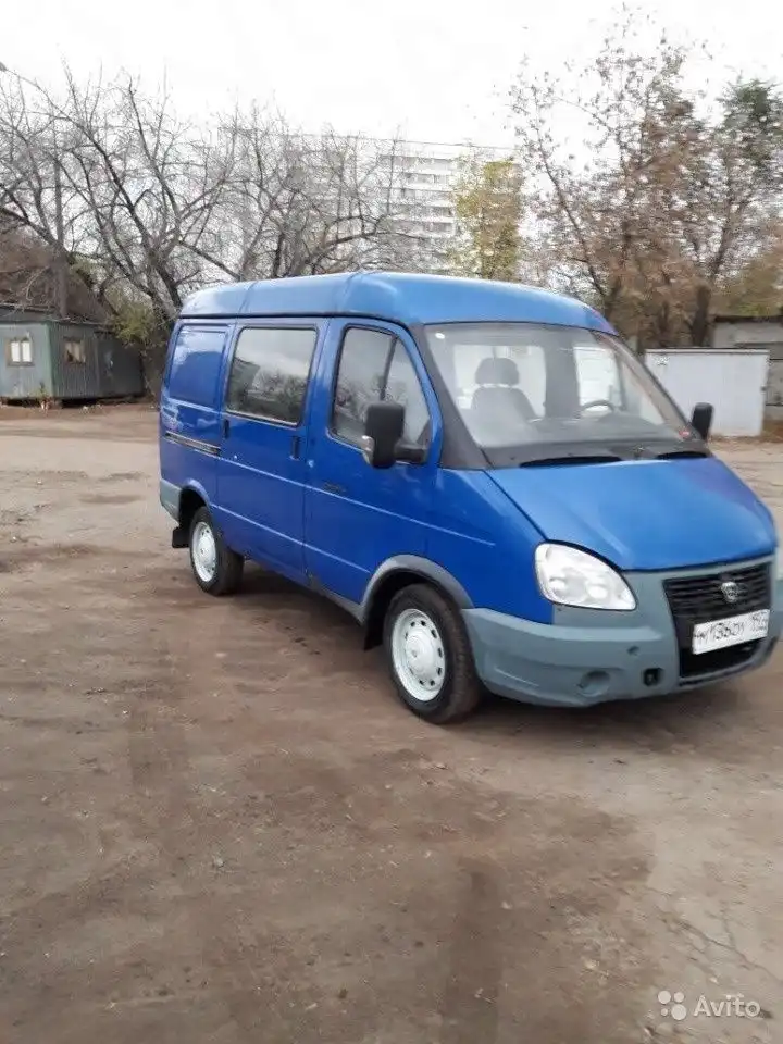 Фото автомобиля GAZ 2752 SOBOL, 2011 — госномер В004ХС126. Цвет: СИНИЙ ТЕМНЫЙ