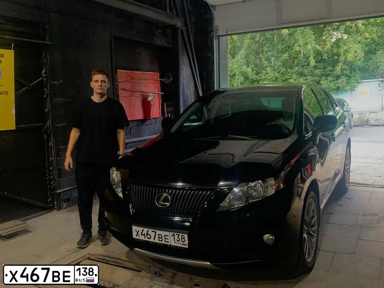 Фото автомобиля LEXUS RX, 2010 — госномер М001РМ72. Цвет: ЧЕРНЫЙ