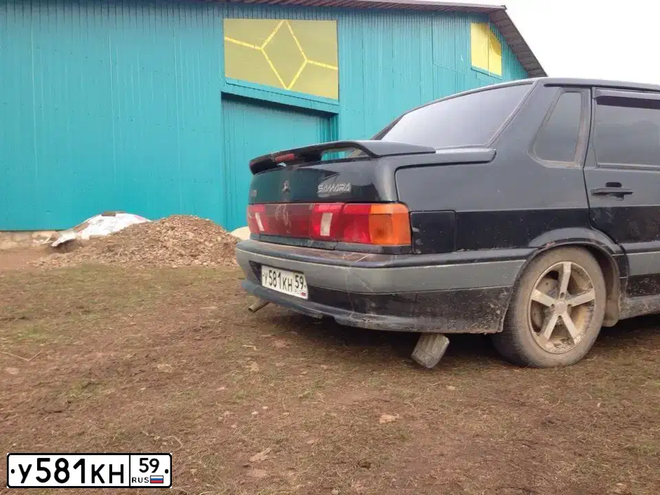 Фото автомобиля LADA 2115 SAMARA, 2007 — госномер У581КН59. Цвет: ЧЕРНЫЙ