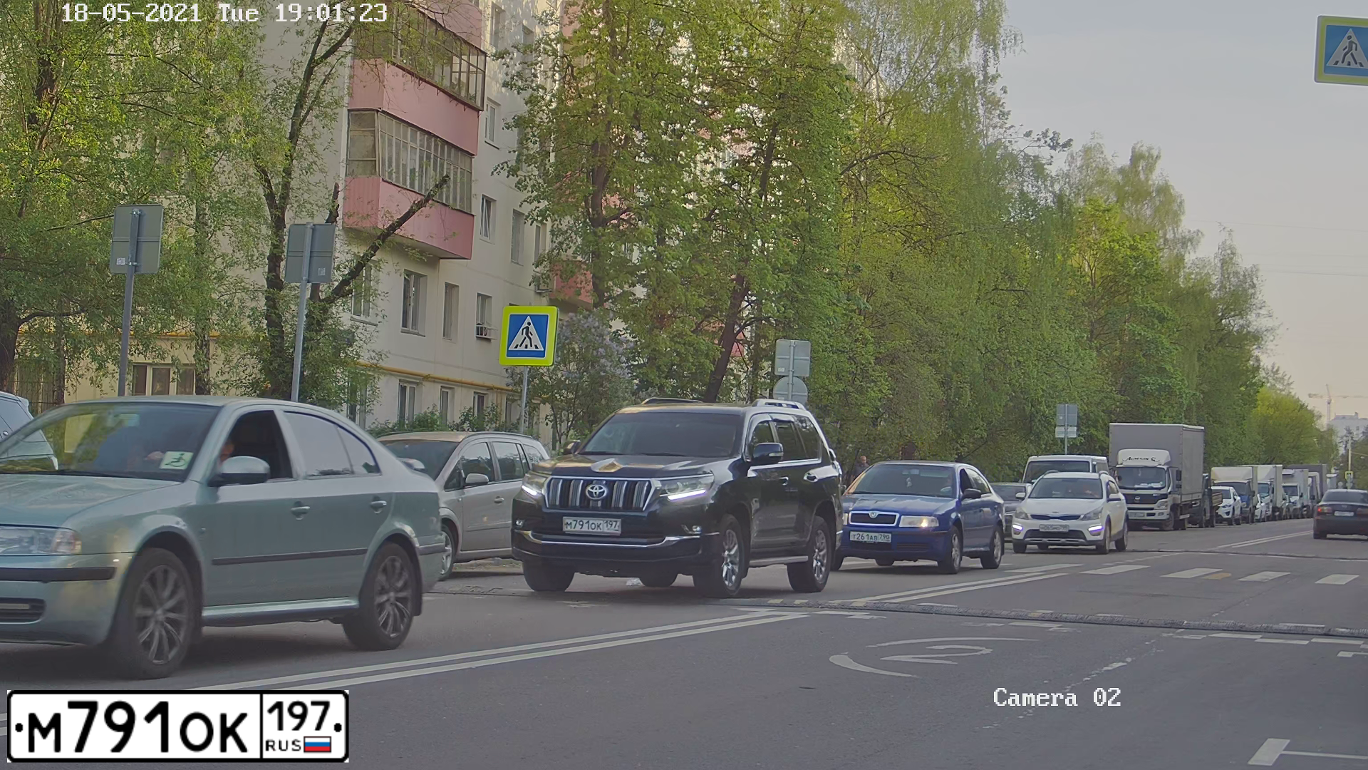 Фото автомобиля TOYOTA LANDCRUISER, 2013 — госномер М791ОК197. Цвет: ЧЕРНЫЙ