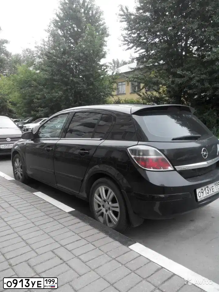 Фото автомобиля OPEL ASTRA, 2009 — госномер А649РХ193. Цвет: ЧЕРНЫЙ