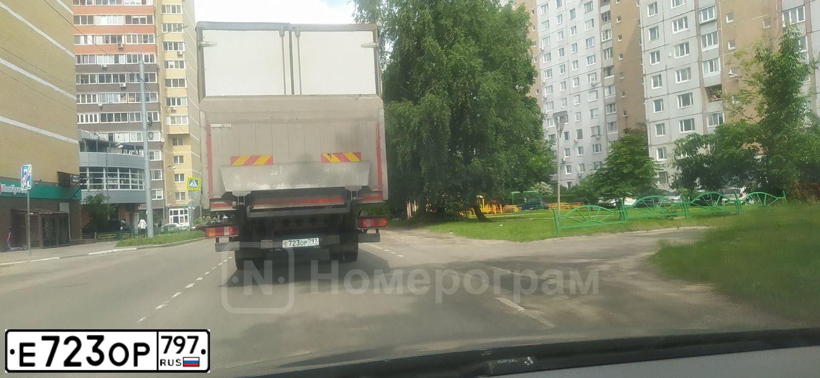 Фото автомобиля 3040 30, 2019 — госномер Е723ОР797. Цвет: Белый
