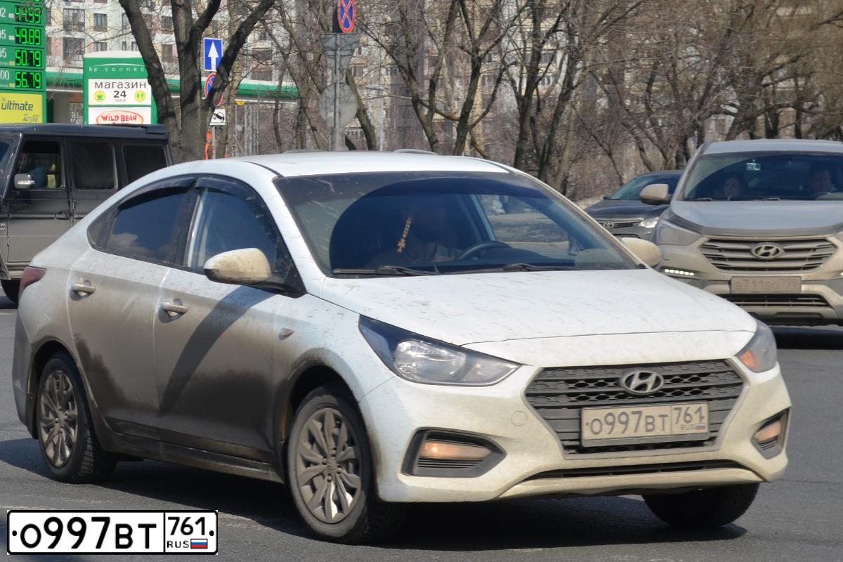 Фото автомобиля HYUNDAI SOLARIS, 2018 — госномер О997ВТ761. Цвет: БЕЛЫЙ