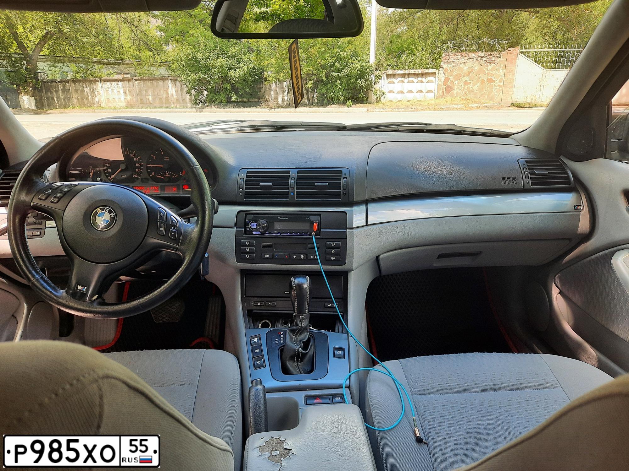 Фото автомобиля BMW SERIE 3, 2000 — госномер В333ОТ23. Цвет: ЧЕРНЫЙ