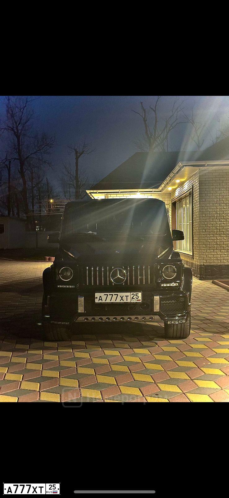 Фото автомобиля MERCEDES G-KLASSE, 2015 — госномер О777ВТ25. Цвет: ЧЕРНЫЙ