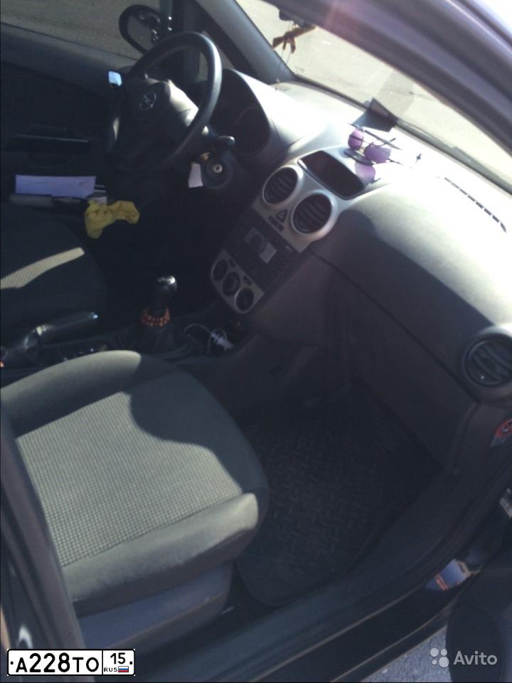 Фото автомобиля OPEL CORSA, 2008 — госномер Е575ВВ15. Цвет: ЧЕРНЫЙ