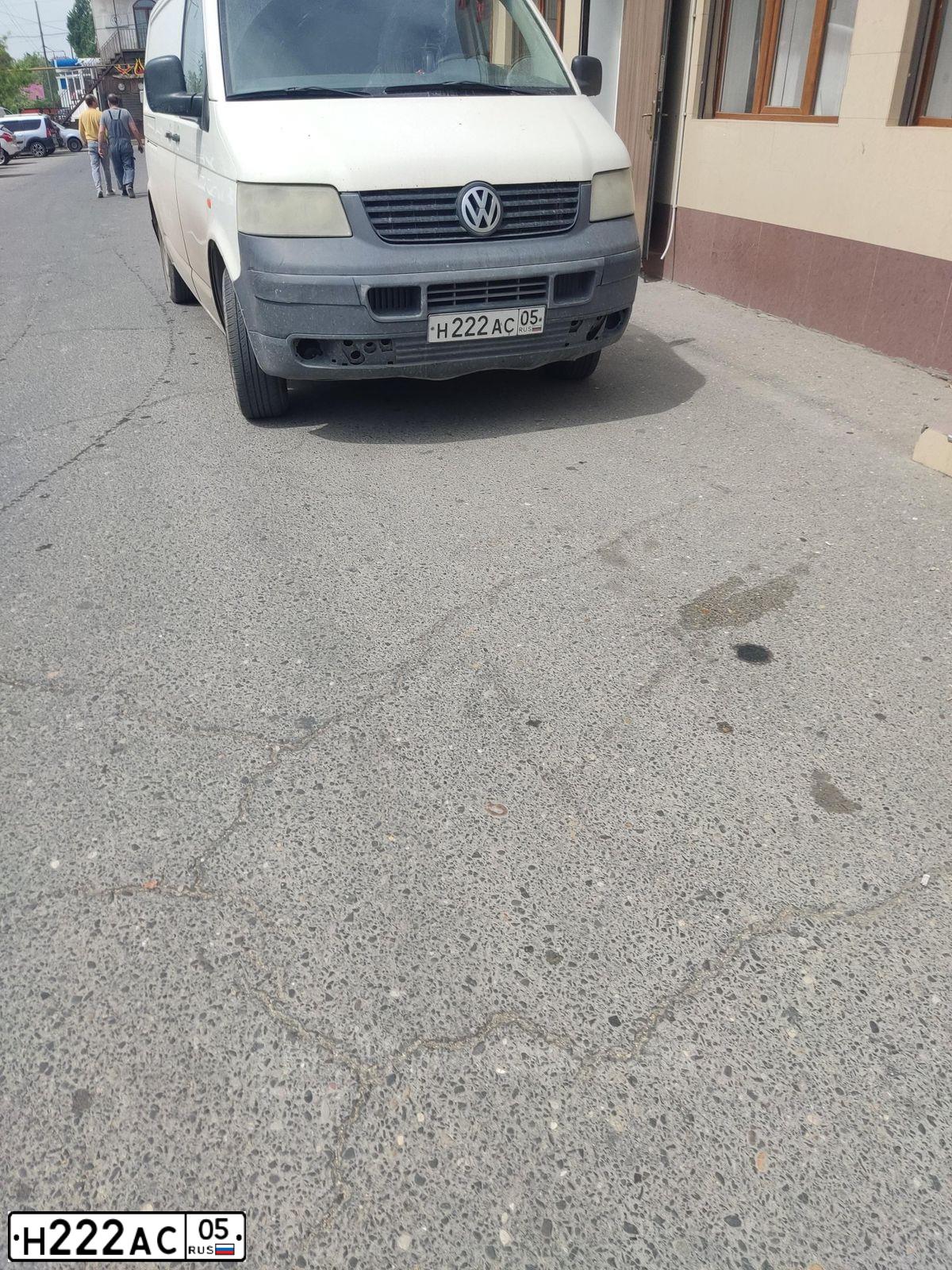 Фото автомобиля MERCEDES G-KLASSE, 2005 — госномер Е990ЕЕ95. Цвет: ЧЕРНЫЙ